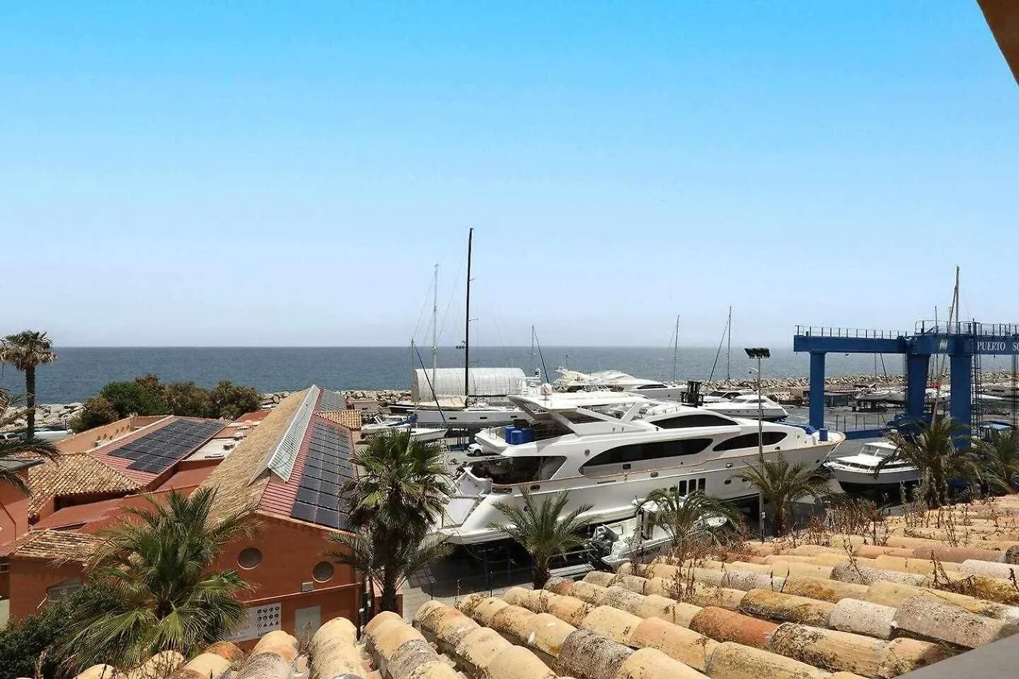 Alemaison Sotogrande Port On The Beach contacts